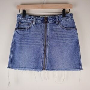 We The Free Zip It Up Denim Mini Skirt Frayed Hem Size 25 Waist 13.5" Length 14"